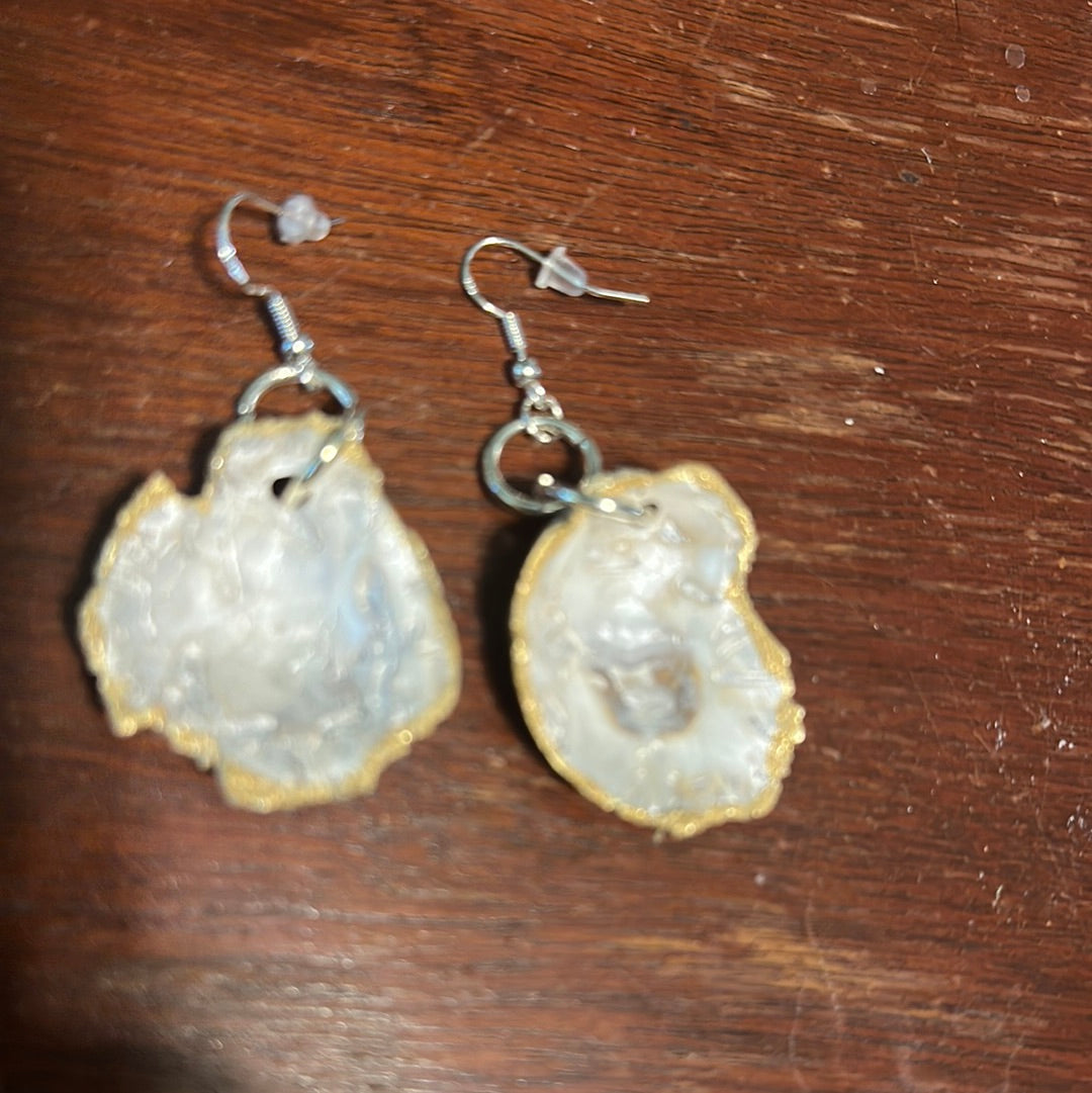 Oyster Earrings by OysterUp